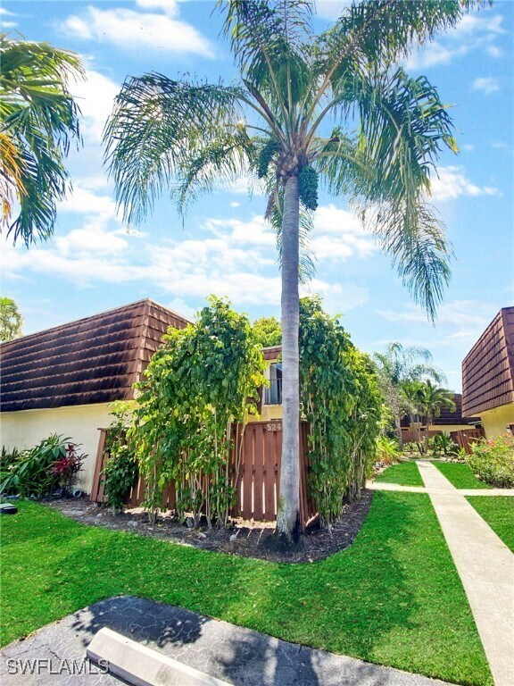 Foto del edificio - 5241 Cedarbend Dr
