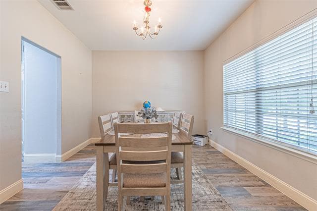 Foto del edificio - 5129 Hidden Knolls Dr