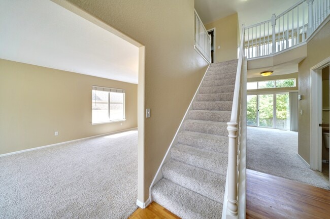 Building Photo - 13712 Narrowleaf Dr