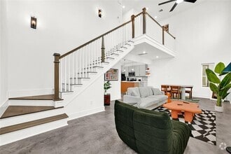 Building Photo - 124 Edgewood St