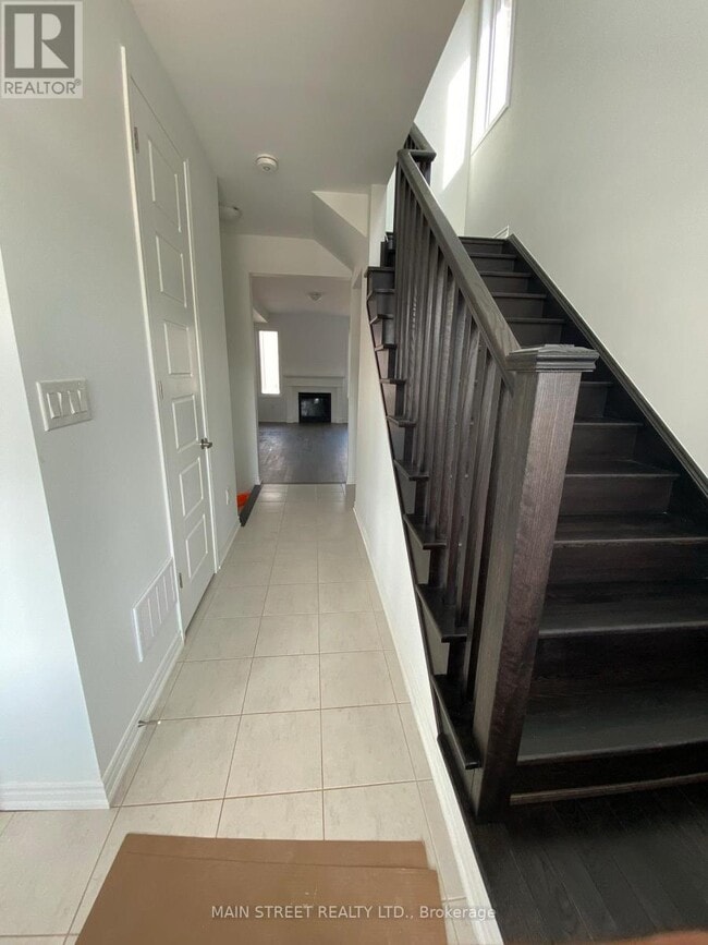Building Photo - 785 Whitlock Ave