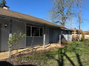 Building Photo - 3905 Pam St