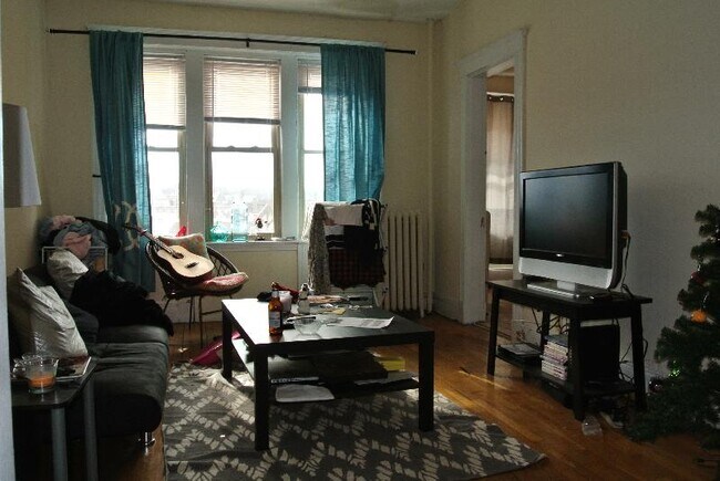 Foto del edificio - 1715 Commonwealth Ave