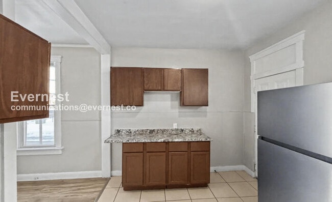 Building Photo - 100 N Central Ave