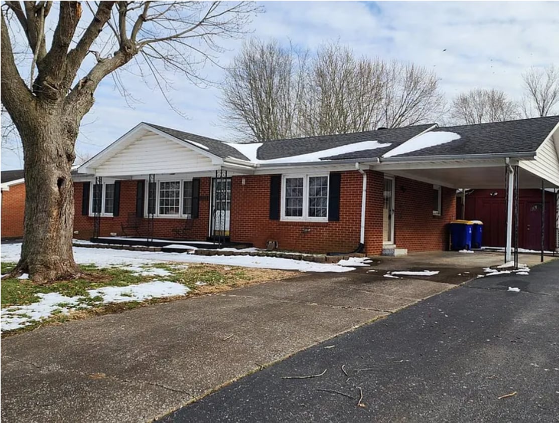 Primary Photo - Brick 3 bed 1 bath home