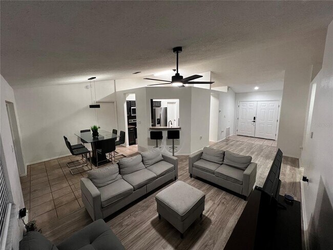 Foto del edificio - 6042 Brookhill Cir