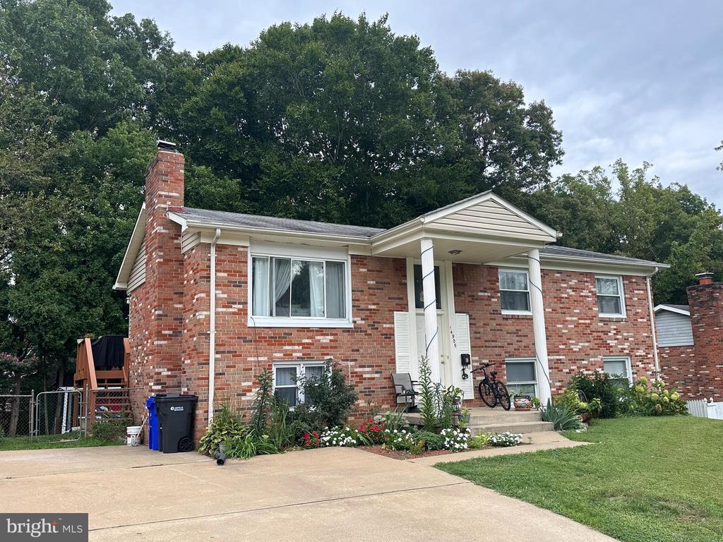 Building Photo - 14905 Daytona Ct