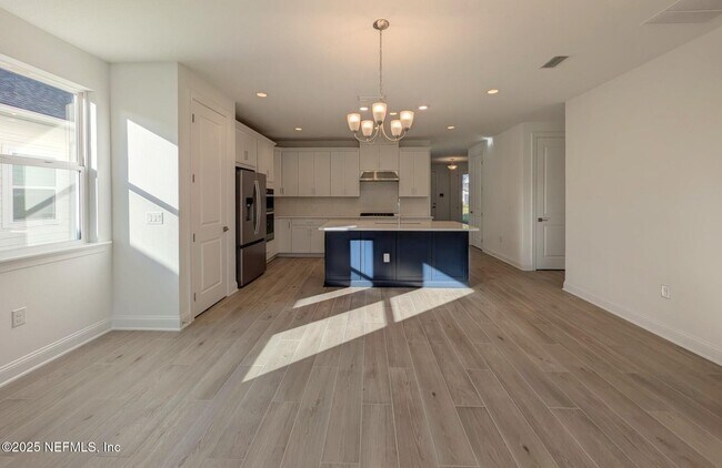 Building Photo - 156 Latham Dr