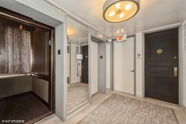 Foto del edificio - 1110 N Lake Shore Dr
