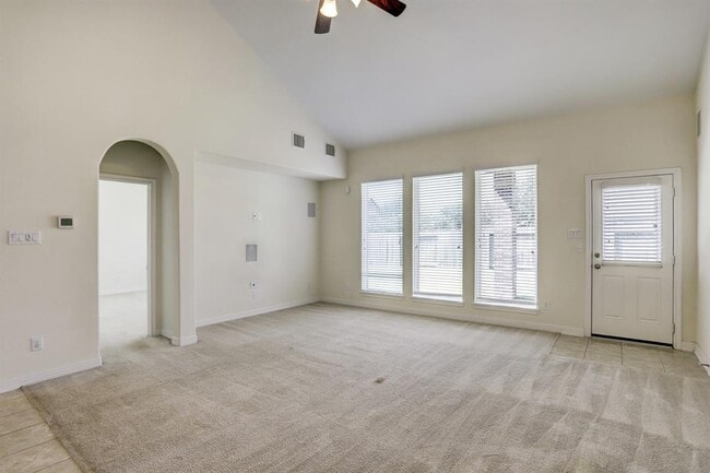 Building Photo - 9947 Lazy Cove Lane