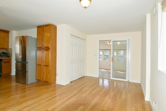 Building Photo - 266 Atlantic Ave