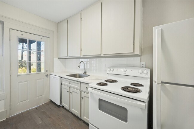 Foto del edificio - 1632 Hawthorne St