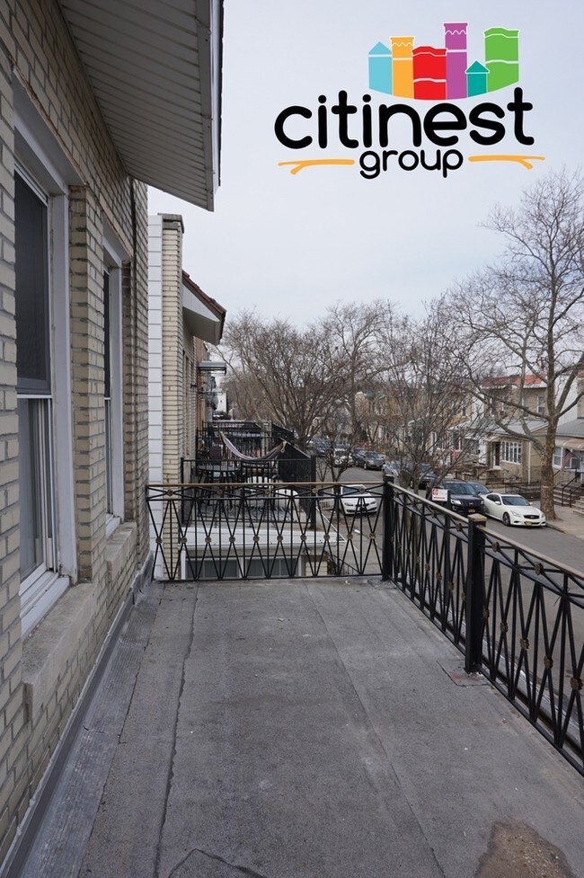 Building Photo - 574 81 St