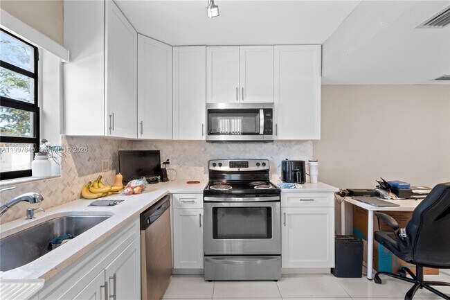Foto del edificio - 6211 SW 138th Ct
