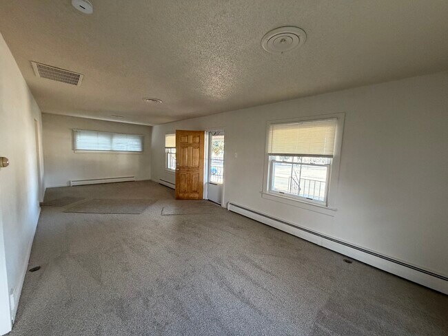 Foto del edificio - 3280 S Sherman St