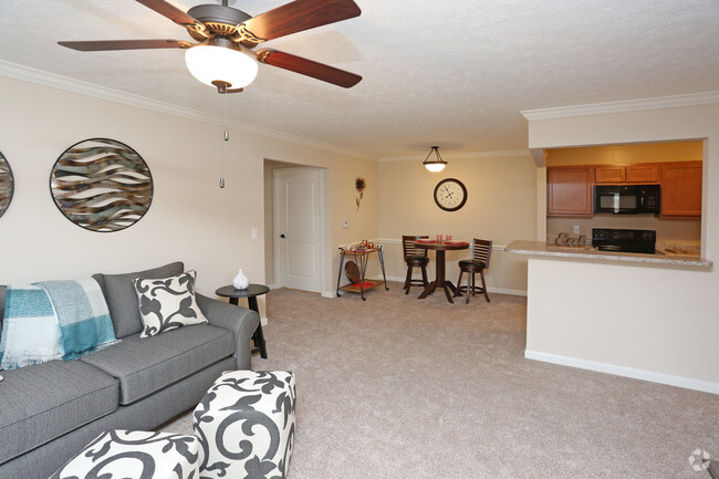 2BR, 2BA -1,050 SF - Living Room & Dining Room - Shelby Oaks Apartments