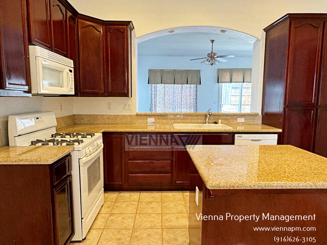 Building Photo - 361 Chambers Dr