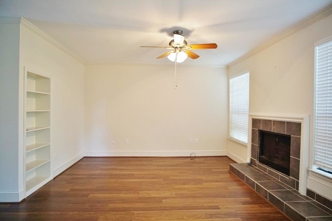 Building Photo - 1083 Country Place Dr