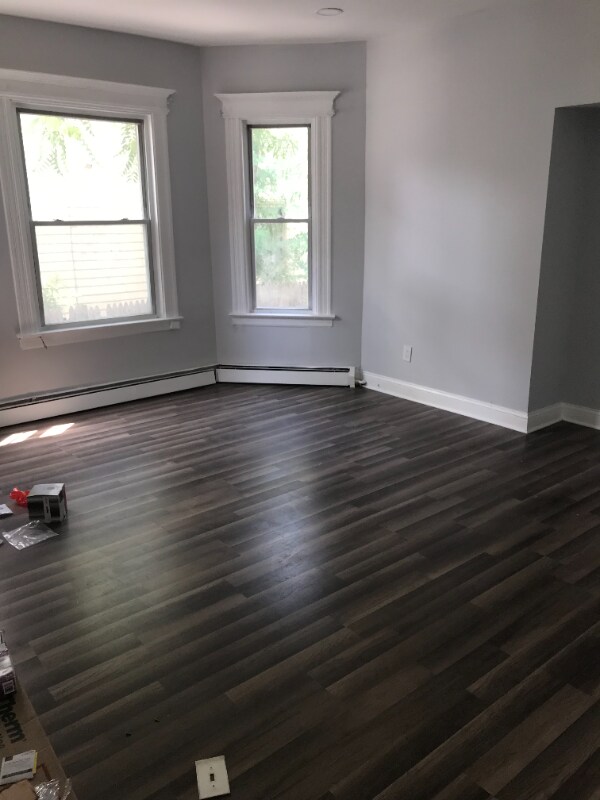 Building Photo - 481 Edgewood St