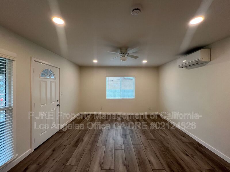 Primary Photo - 4448 W 165th St
