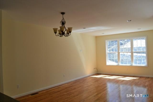Building Photo - 18 Oak Branch Dr