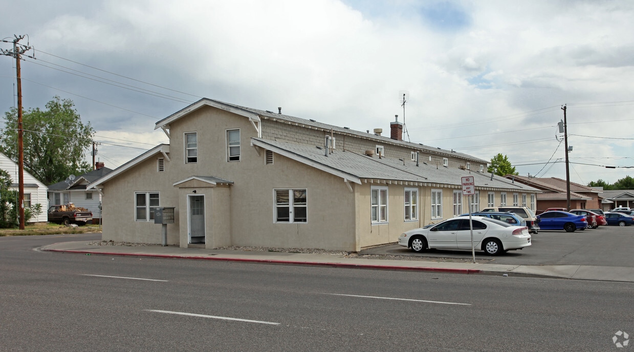 Primary Photo - 260 2nd Ave N