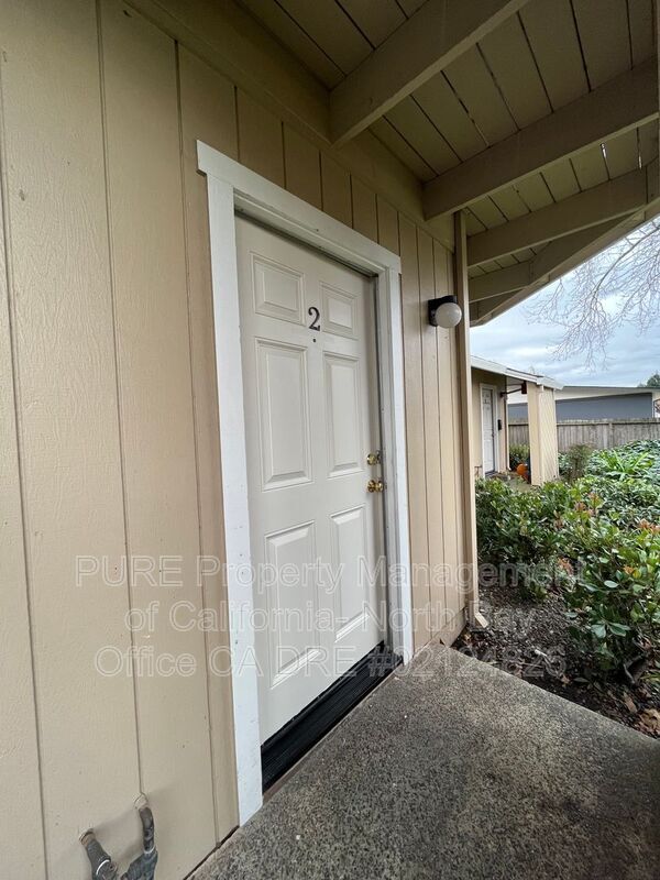 Building Photo - 8276 Lancaster Dr