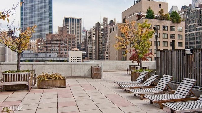 Foto del edificio - 200 W 26th St