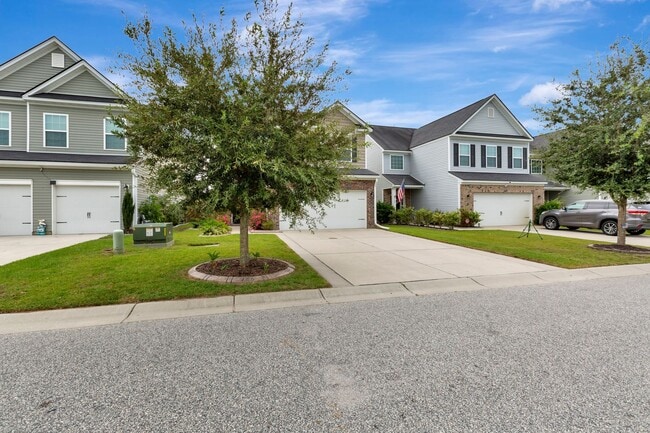 Building Photo - True Southern Living In Lindera Preserve!