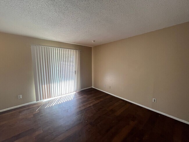 Building Photo - 300 Moursund Blvd