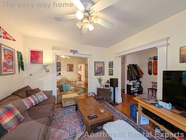 Foto del edificio - 80 Pearson Rd