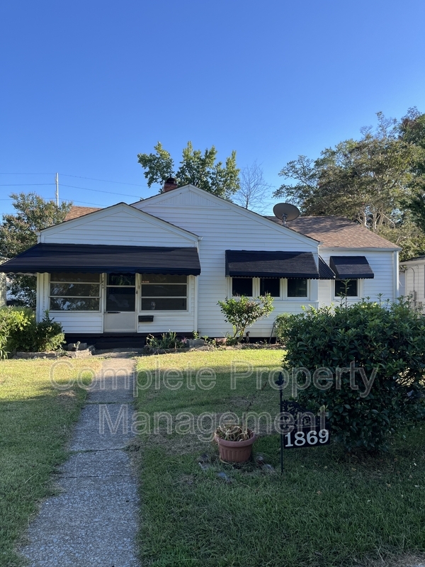 Primary Photo - 1869 Princeton Ct SW