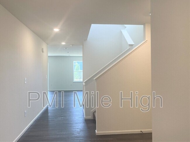 Foto del edificio - 21138 E 61st Dr