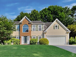 Building Photo - 1200 Evergreen Oak Way