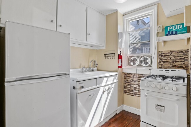 Foto del edificio - 90 W 43rd St