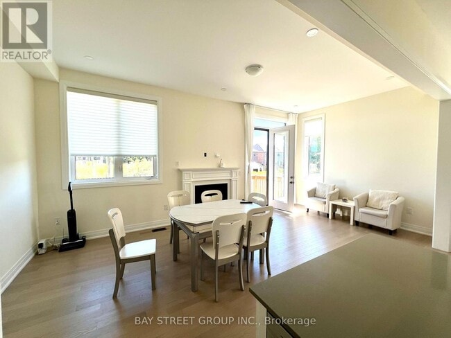 Building Photo - 115B Bond Crescent
