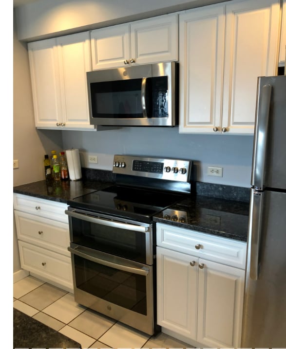 Building Photo - 476 Commonwealth Ave