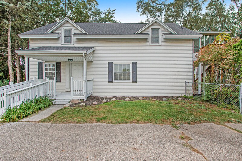 Primary Photo - 5251 23 Mile Rd