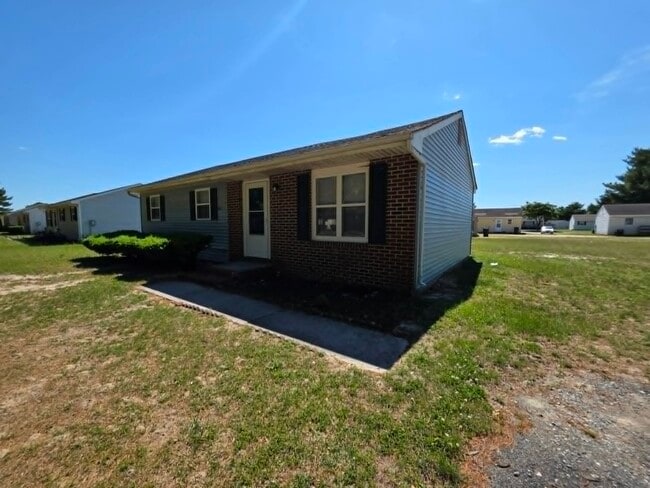 Building Photo - 1118 Hillcrest Ave