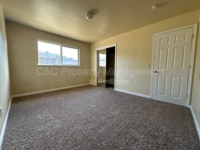 Building Photo - 1932 Lincoln St