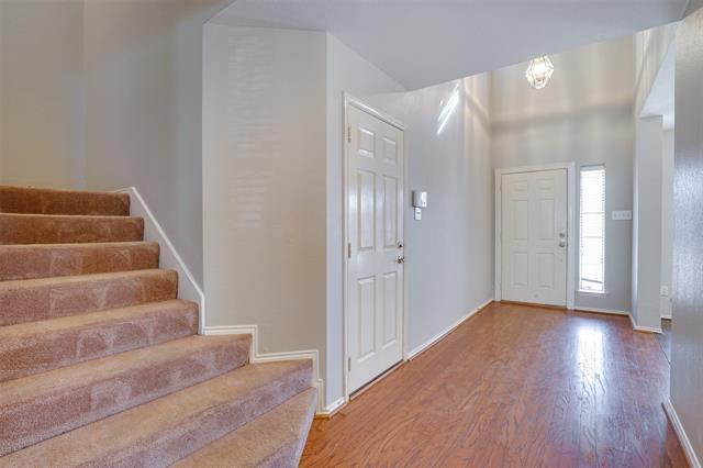 Foto del edificio - 9601 Ember Ln