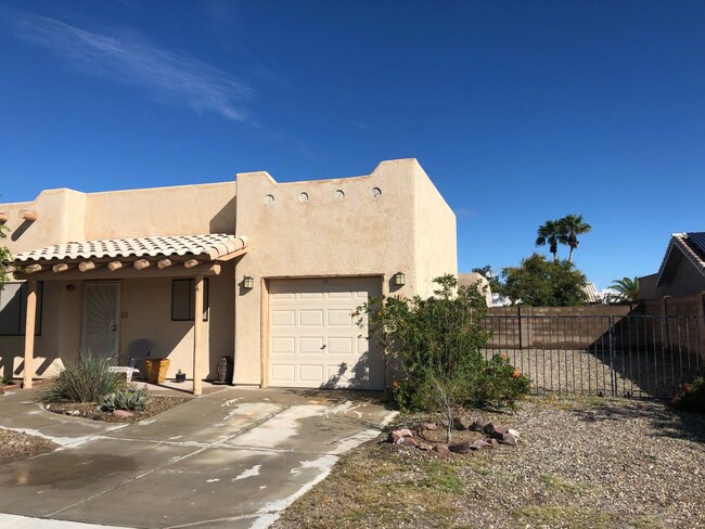 Building Photo - Beautiful Two Bedroom home in the Foothills!