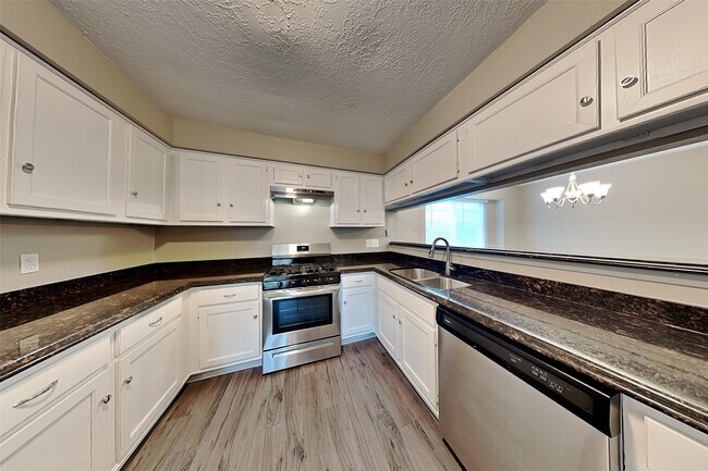 Foto del edificio - 9906 Dornoch Dr