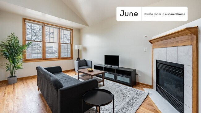 Foto del edificio - Room in Shared 3 bed/2 bath home