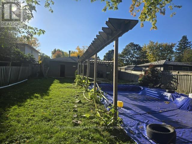 Building Photo - 73 Adeline Ave