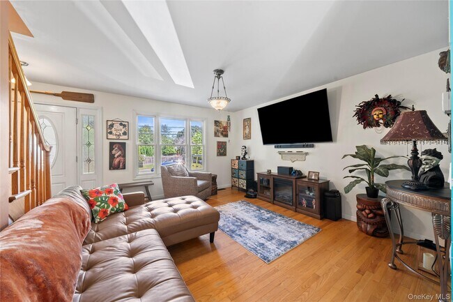 Foto del edificio - 108 S Hillside Ave