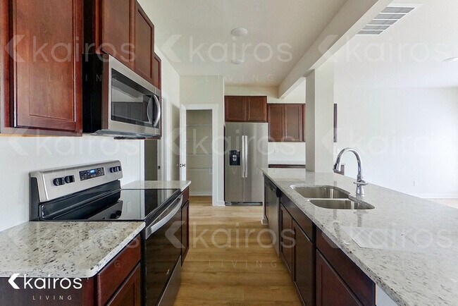 Foto del edificio - 6402 Upchurch Dr