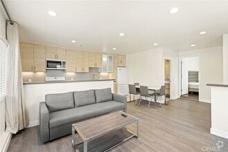 Building Photo - 11716 Paso Robles Ave