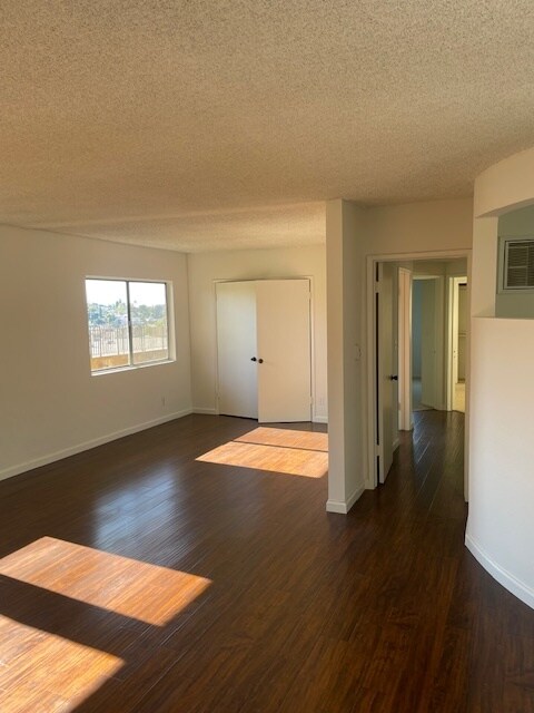 Foto del edificio - 2832 Avenel St