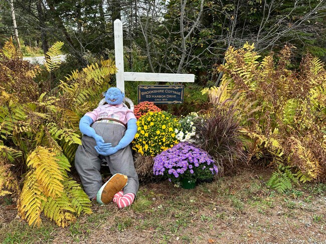 Building Photo - 53 Harbor Dr